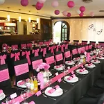 Patyi Etterem Es فندق 2*