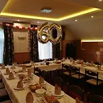 Patyi Etterem Es Отель 2*
