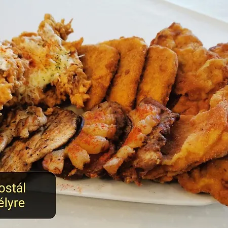 فندق Patyi Etterem Es