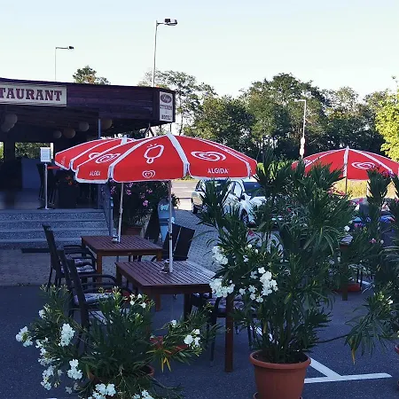 Patyi Etterem Es Hotel