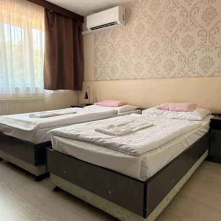 Hotel Patyi Etterem Es Bogote