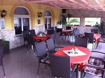 Patyi Etterem Es