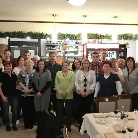 Patyi Etterem Es Bögöte