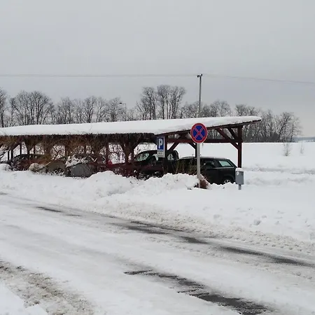 فندق Patyi Etterem Es Bögöte