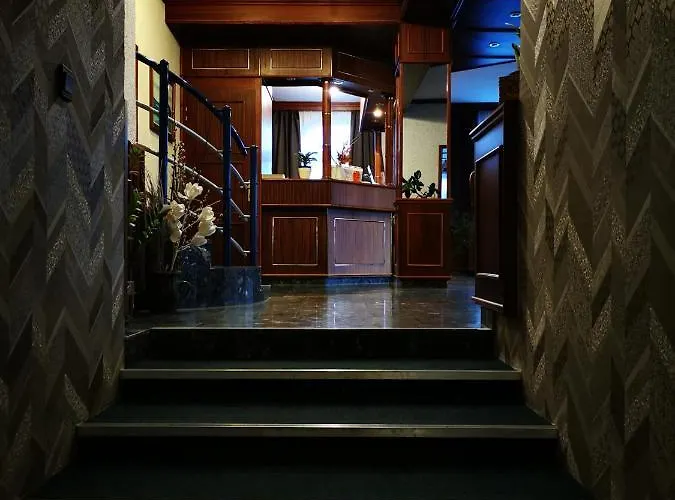 Patyi Etterem Es